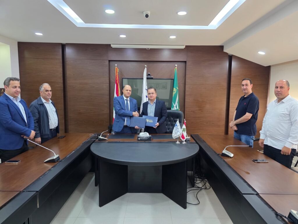 الجامعة الإسلامية في لبنان ورابطة اساتذة التعليم الثانوي الرسمي في لبنان توقعان اتفاقية تعاون لتعزيز الشراكة العلمية والأكاديمية.